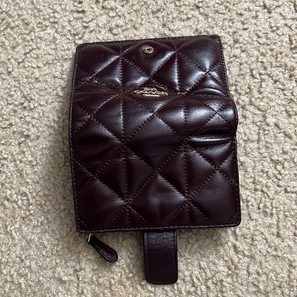 Coach wallet in good condition - Picture 2 of 3